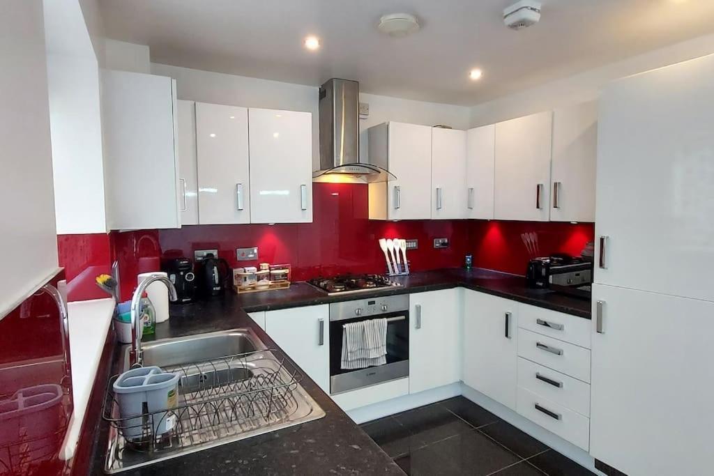 Modern Home Near Etihad, Coop Live Manchester Esterno foto
